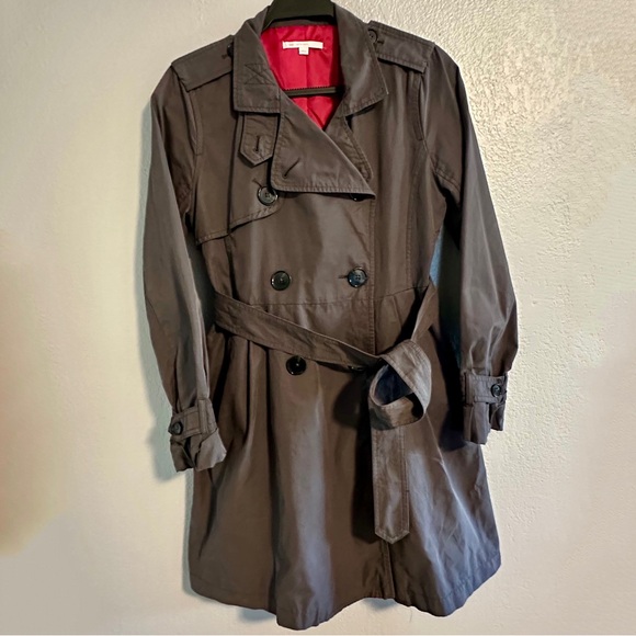GAP Classic Double-Breasted Front Trench Coat with Belt and Inner Pink Lining - Picture 2 of 9
